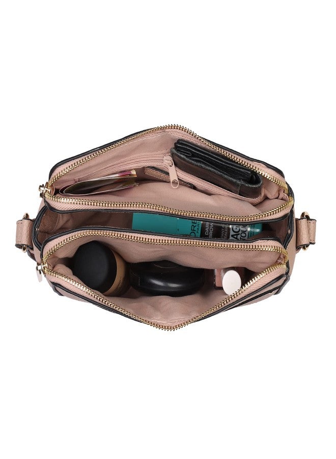 أكسيسورايز حقيبة كتف شيلبي وردية اللون من الجلد الصناعي من أكسسورايز لندن للنساء - Image 5